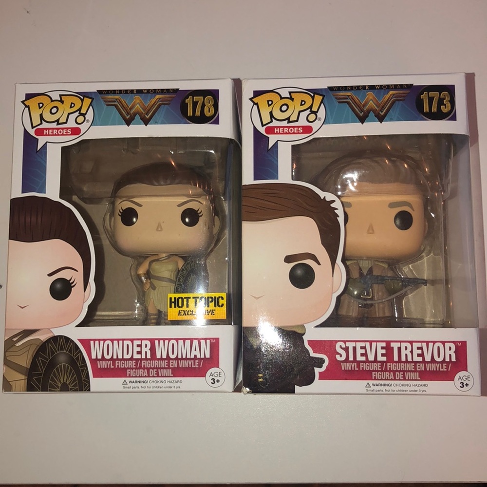 Wonder Woman & Steve Trevor Funko Pop, two for one